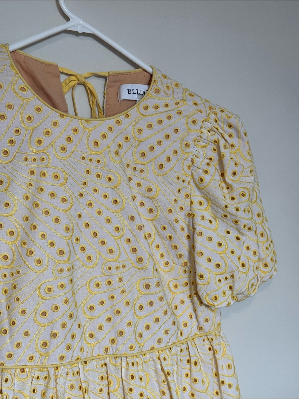 ELLIATT Ambiance Dress Eyelet Mini L - Picture 4 of 14